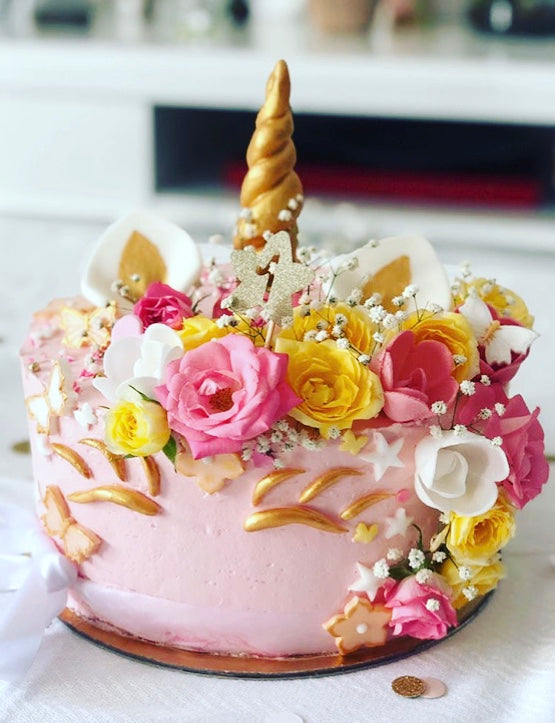 Gâteau Licorne 25 personnes – Sweets and Crumbs