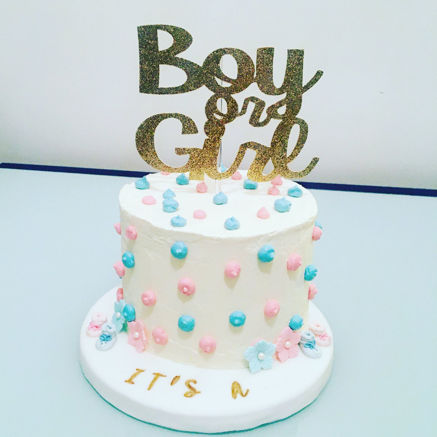 Gender Reveal Cake 15 personnes